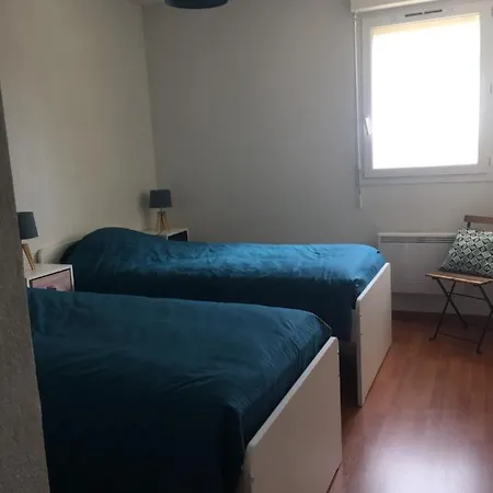 Apartment T3 Classe 3 Etoiles Vue Avec Terrasse ,plage 2 Minutes A Pied *