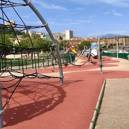 T3 Classe 3 Etoiles Vue Avec Terrasse ,plage 2 Minutes A Pied Apartment Ajaccio (Corsica)