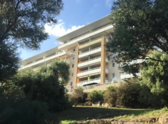 T3 Classe 3 Etoiles Vue Avec Terrasse ,plage 2 Minutes A Pied *