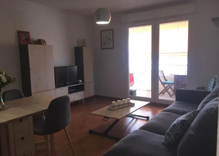 Apartmán T3 Classe 3 Etoiles Vue Avec Terrasse ,plage 2 Minutes A Pied
